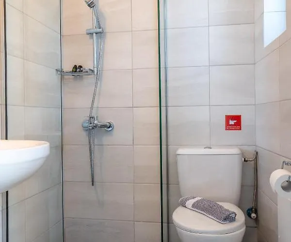 Kumba At Koum Kapi Hriszí Aktí Haniá